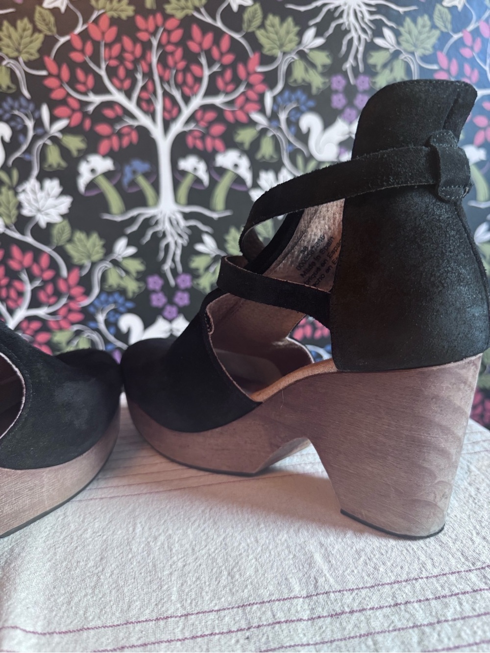 Free People - Cedar Leather Clog (black suede) - like new! size 8us/38eu - Picture 10 of 14